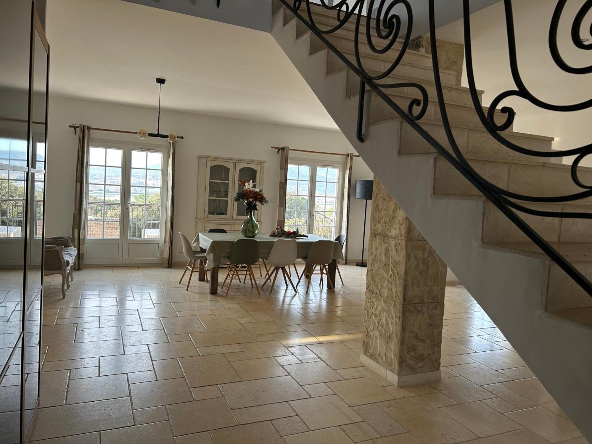 Magnifique Villa Avec Piscine Saint-Maximin Dış mekan fotoğraf